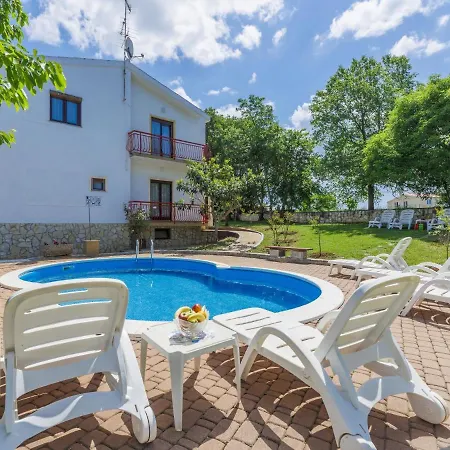 Apartman Ana.3 *