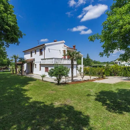 Apartment Ana-3 By Interhome *