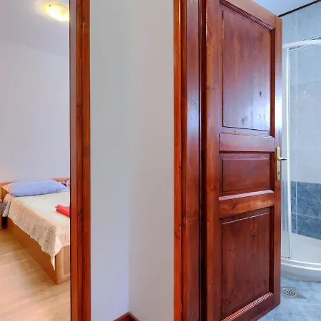 Apartment Ana-3 By Interhome